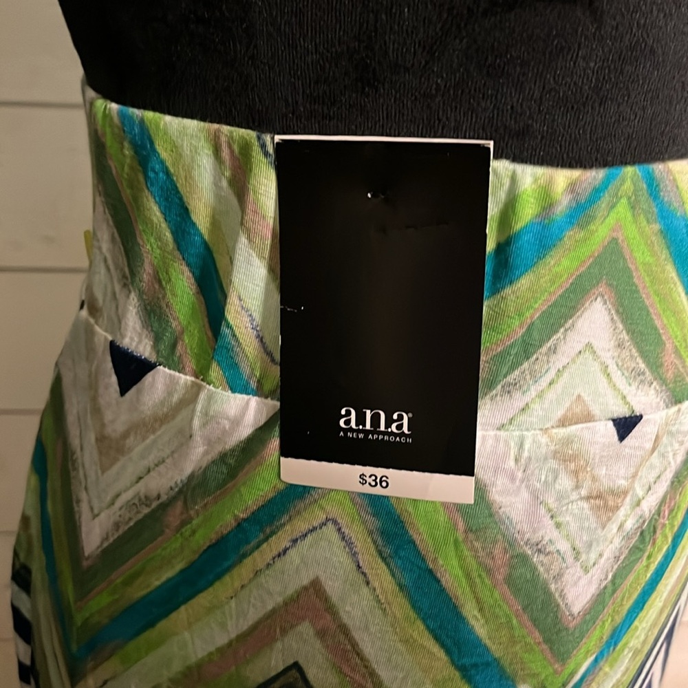 NWT a.n.a. A New Approach Womens Skirt Stretchy - Picture 4 of 8